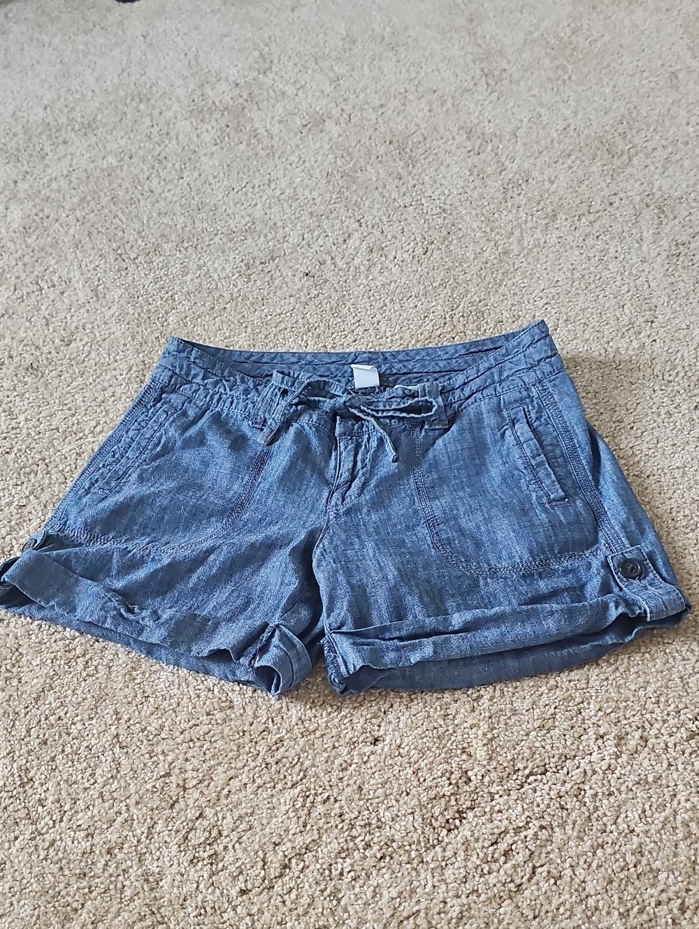 Old Navy Denim-Look Drawstring Women's Shorts in Blue